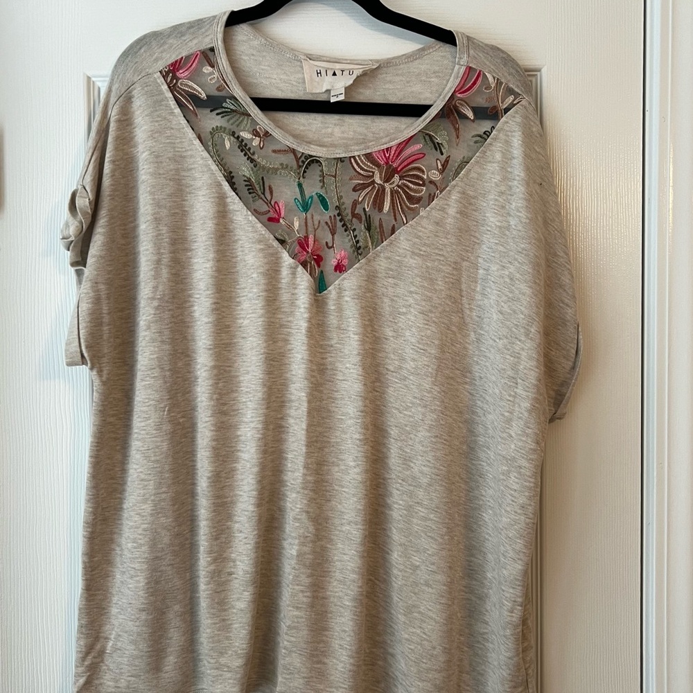 Hiatus Embroidered Neck Short Sleeve Top